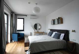 Гостевой дом The Pines Boutique Villa Брашов Улучшенный двухместный номер с 1 кроватью, вид на город-1